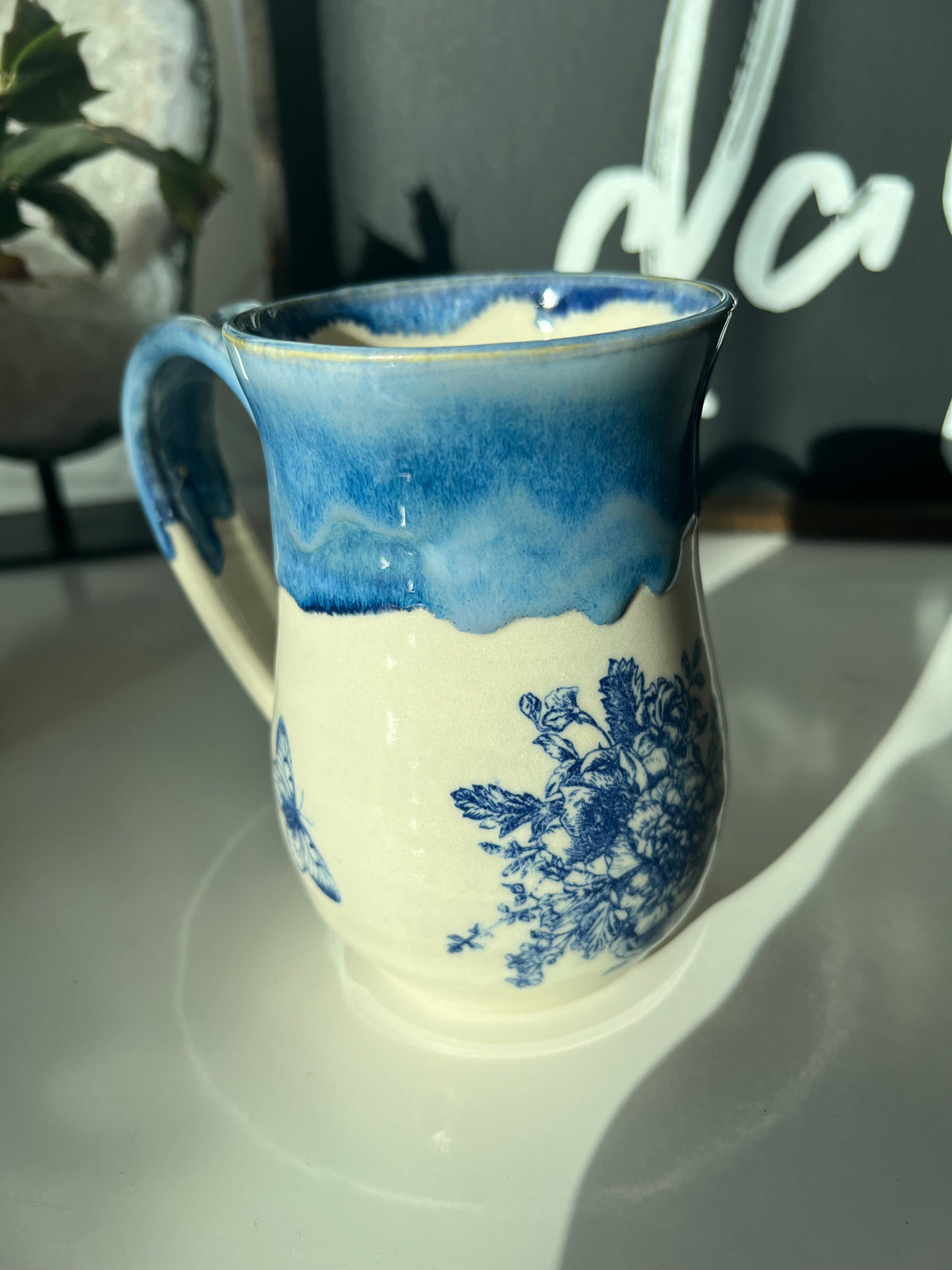 Chick n Dee Pottery Mug French Quarters