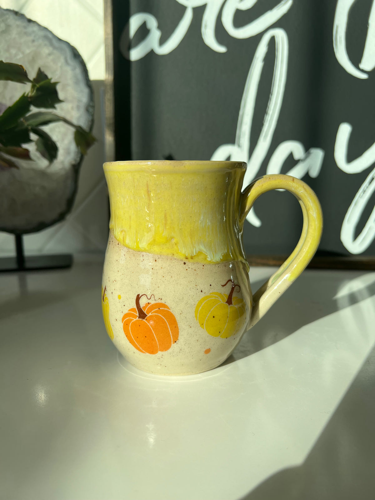 Chick n Dee Pottery Mug Pumpkins