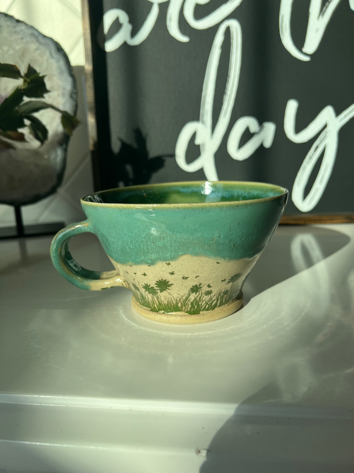 Chick n Dee Pottery Mug Garden