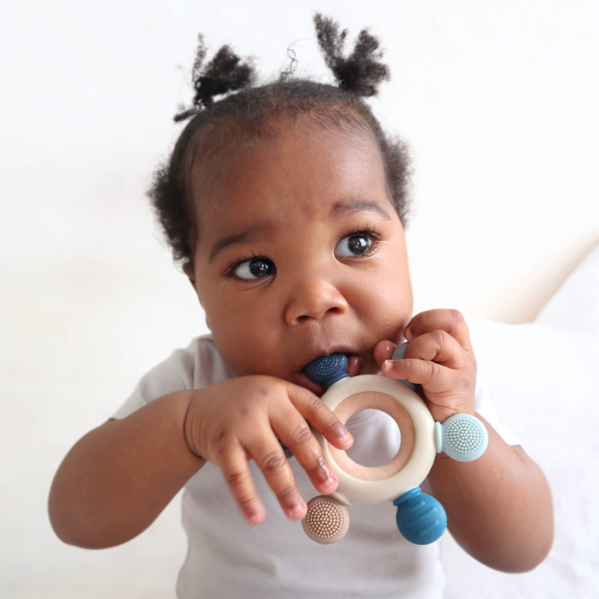 Baby Bliss - Teether Ring - Blue Tones